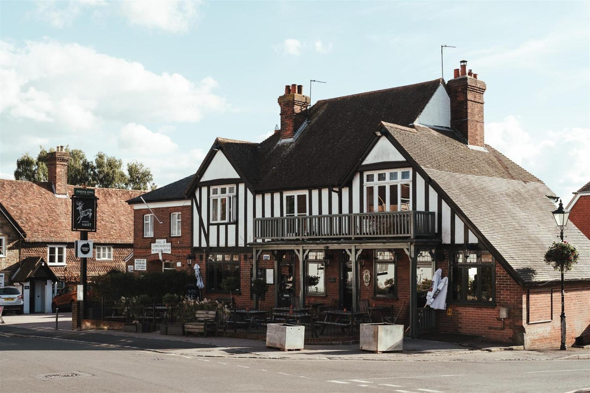The White Hart Wadhurst エクステリア 写真